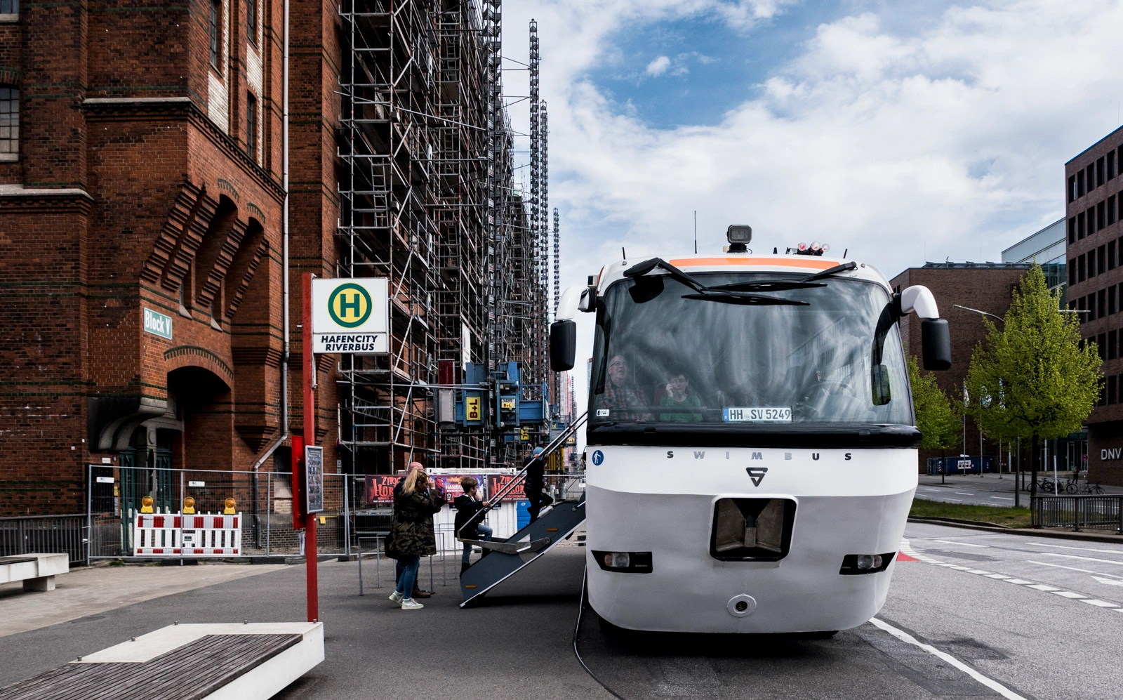 Mega cool! Der Hafencity Riverbus!